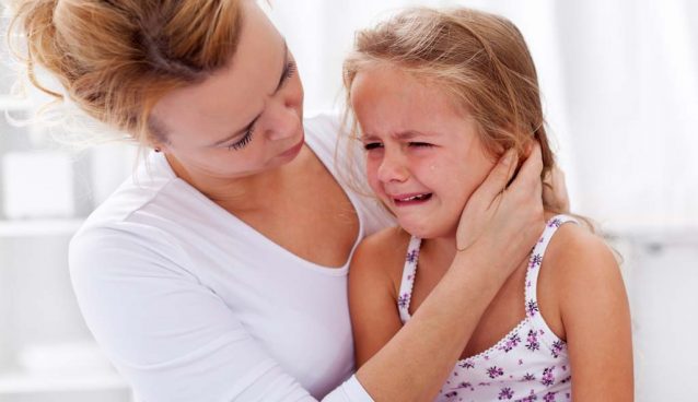5 كوارث تربوية لا ينتبه لها الآباء في تربية أبنائهم..
