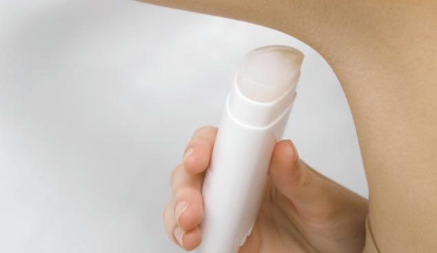 مشروب طبيعي يمنح الجسم رائحة عطرة