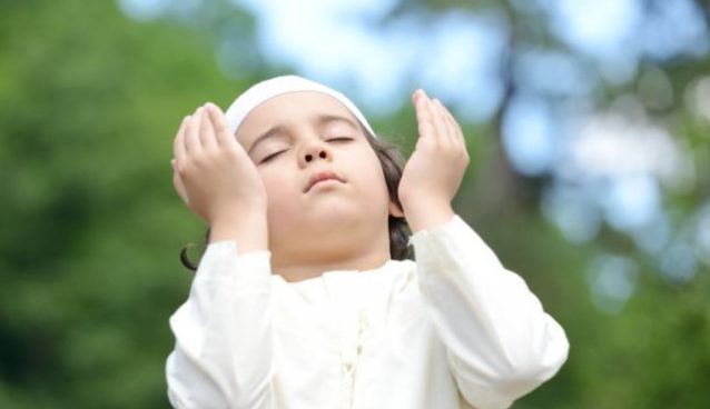 خصائص النمو الديني عند الطفل.. من 3 إلى 5 سنوات