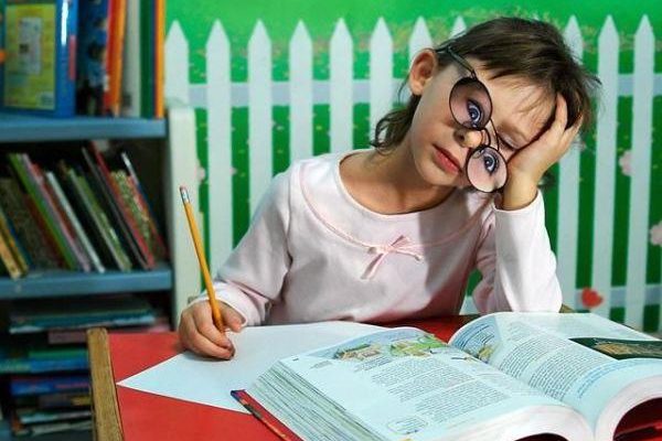 إمنع هذه الأطعمة عن أطفاك خلال فترة المذاكرة و الإمتحانات..
