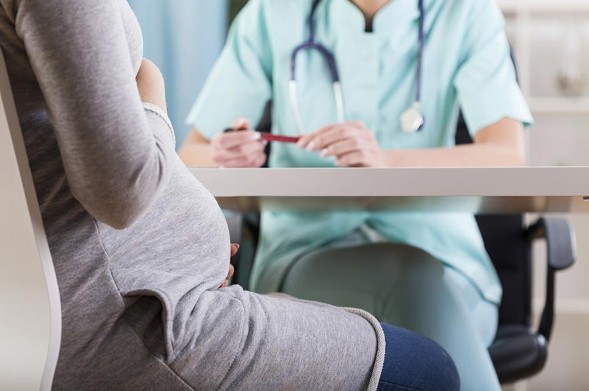 أسئلة لا تترددي في طرحها على طبيبك خلال الحمل!